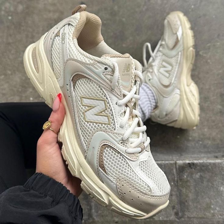 Shoes NB 530